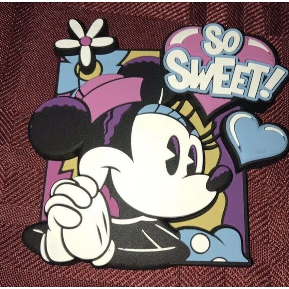 Disney Parks Comic 3D PVC Magnets Minnie New With Tags - Picture 1 of 2